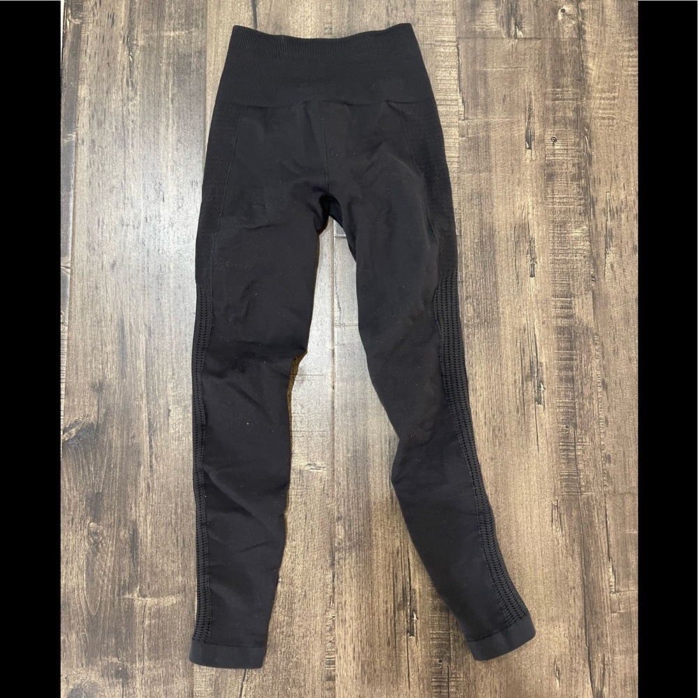 Lululemon Compression Leggings 25”
